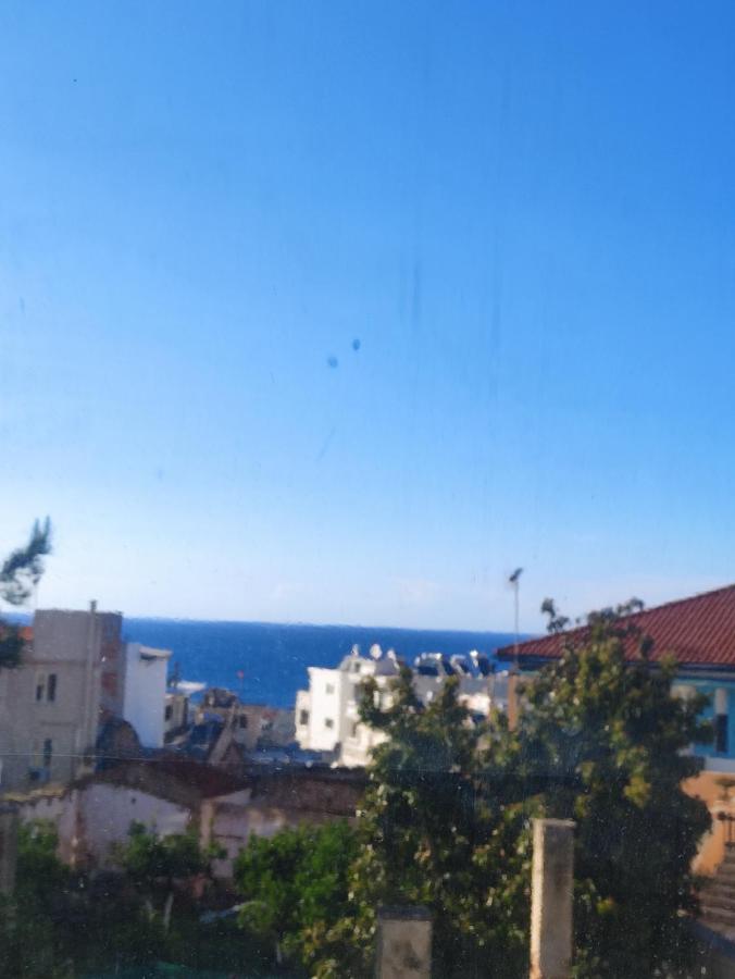 Οικογένειακο Διαμέρισμα Με Θέα 2 La Canea Esterno foto